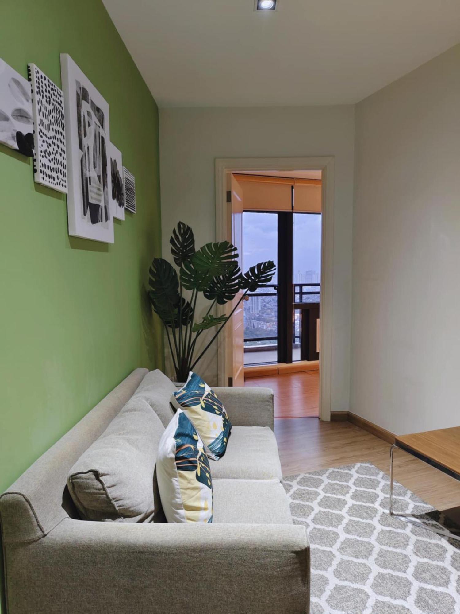 Gramercy Residences Makati By Christine Ph With Balcony Makati City