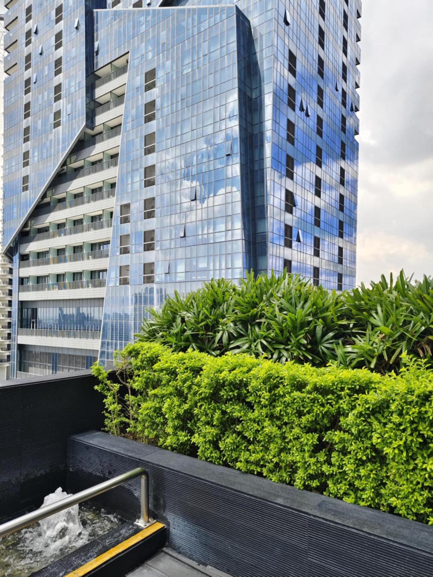 Gramercy Residences Makati By Christine Ph With Balcony *